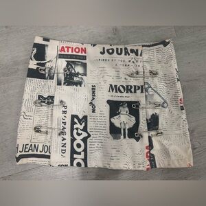 With Jean Women's Newspaper Print Mini Skirt - Black, White & Red